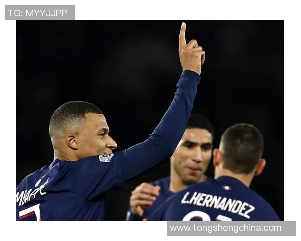 足球明星大头贴图片展示与解析让你更近距离感受球星魅力与风采